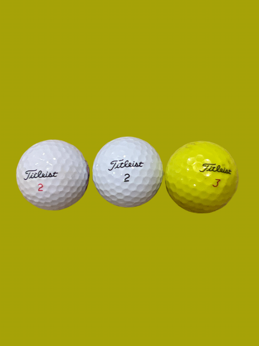 ($1.15 each) Assorted titleist golf balls
